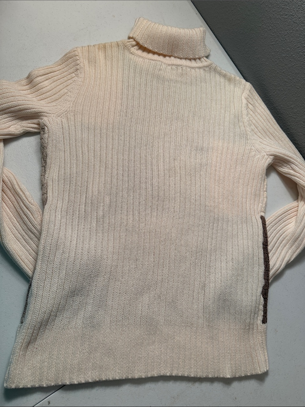 Liz Claiborne Patchwork Cable Knit  Sweater in Cream & Brown - Picture 4 of 5